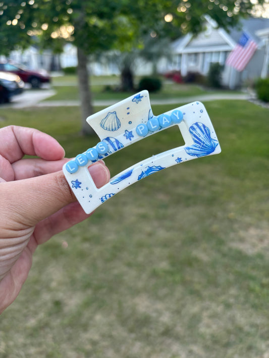 Play mermaids claw clip