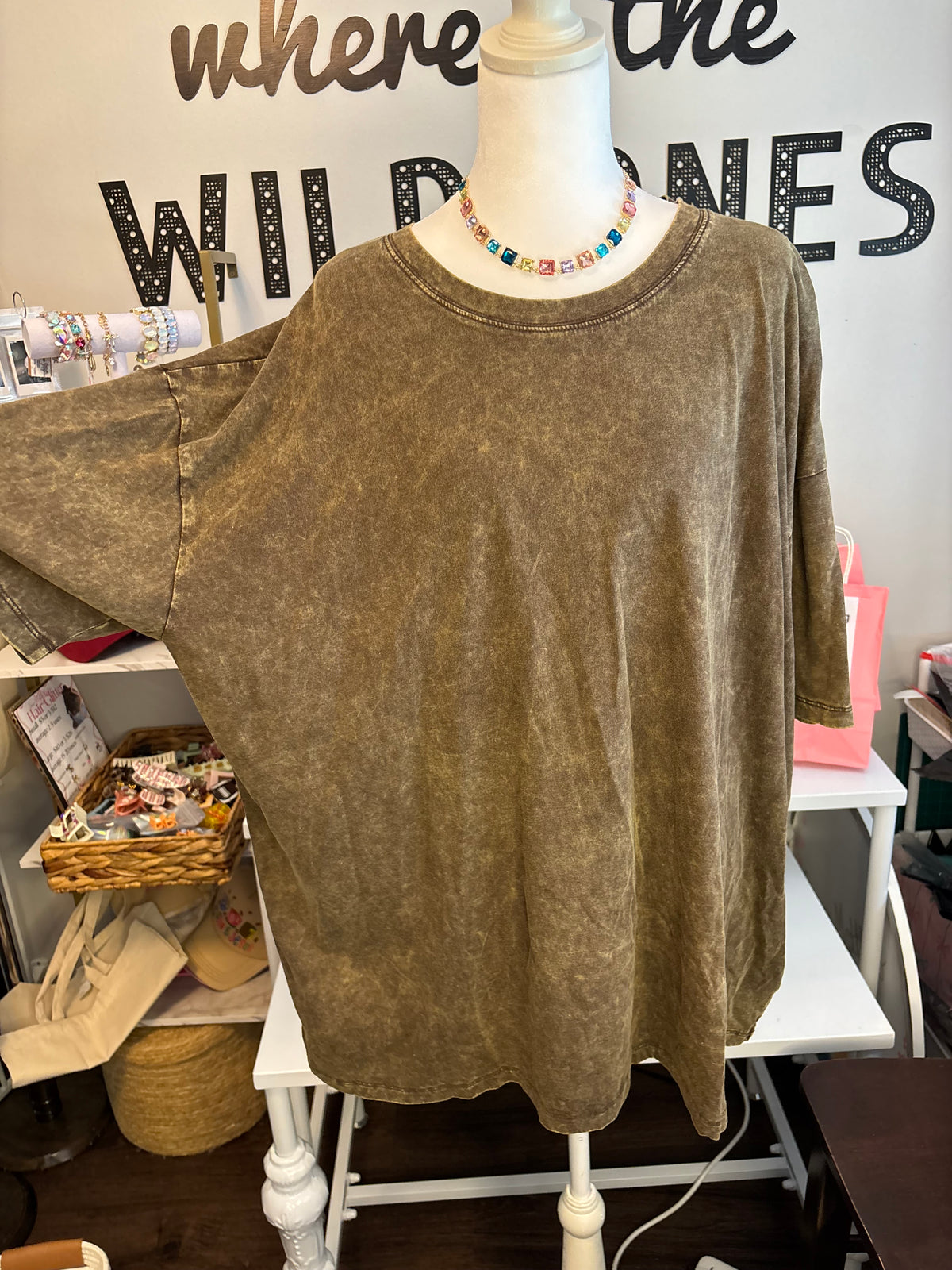 Acid Wash BF Tee- mocha
