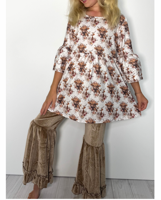 Highland Cow Girls Bell Set